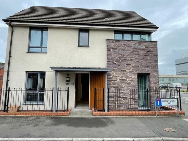 Holiday Home In Cardiff. Sleeps 6 外观 照片