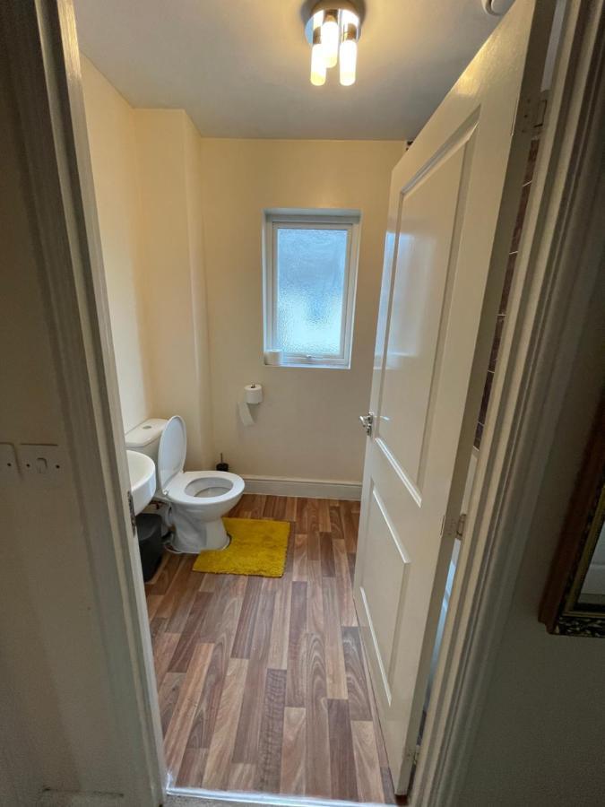 Holiday Home In Cardiff. Sleeps 6 外观 照片