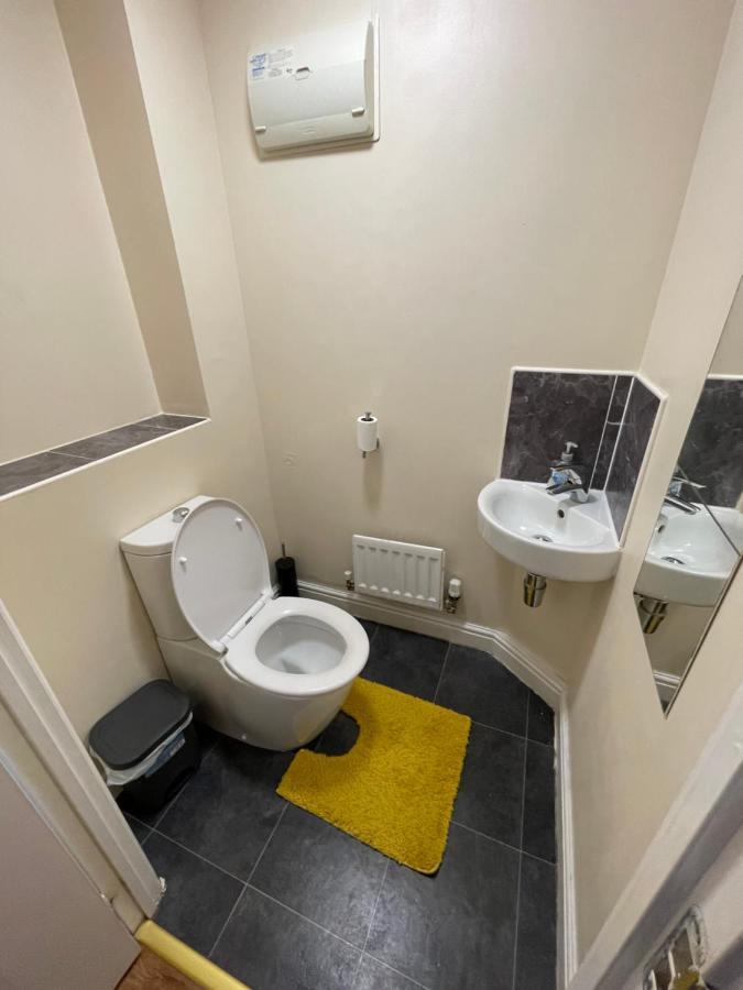 Holiday Home In Cardiff. Sleeps 6 外观 照片