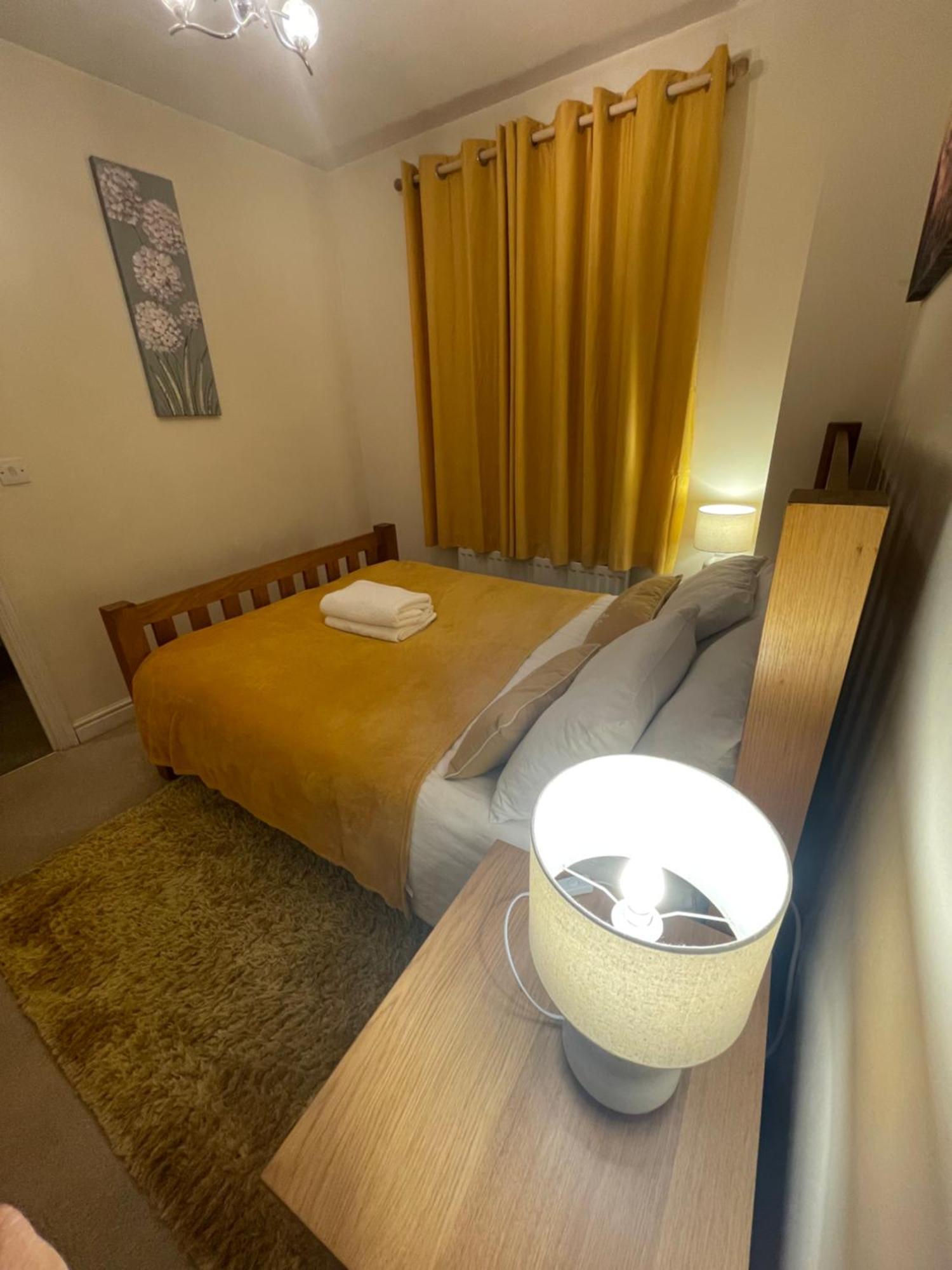 Holiday Home In Cardiff. Sleeps 6 外观 照片