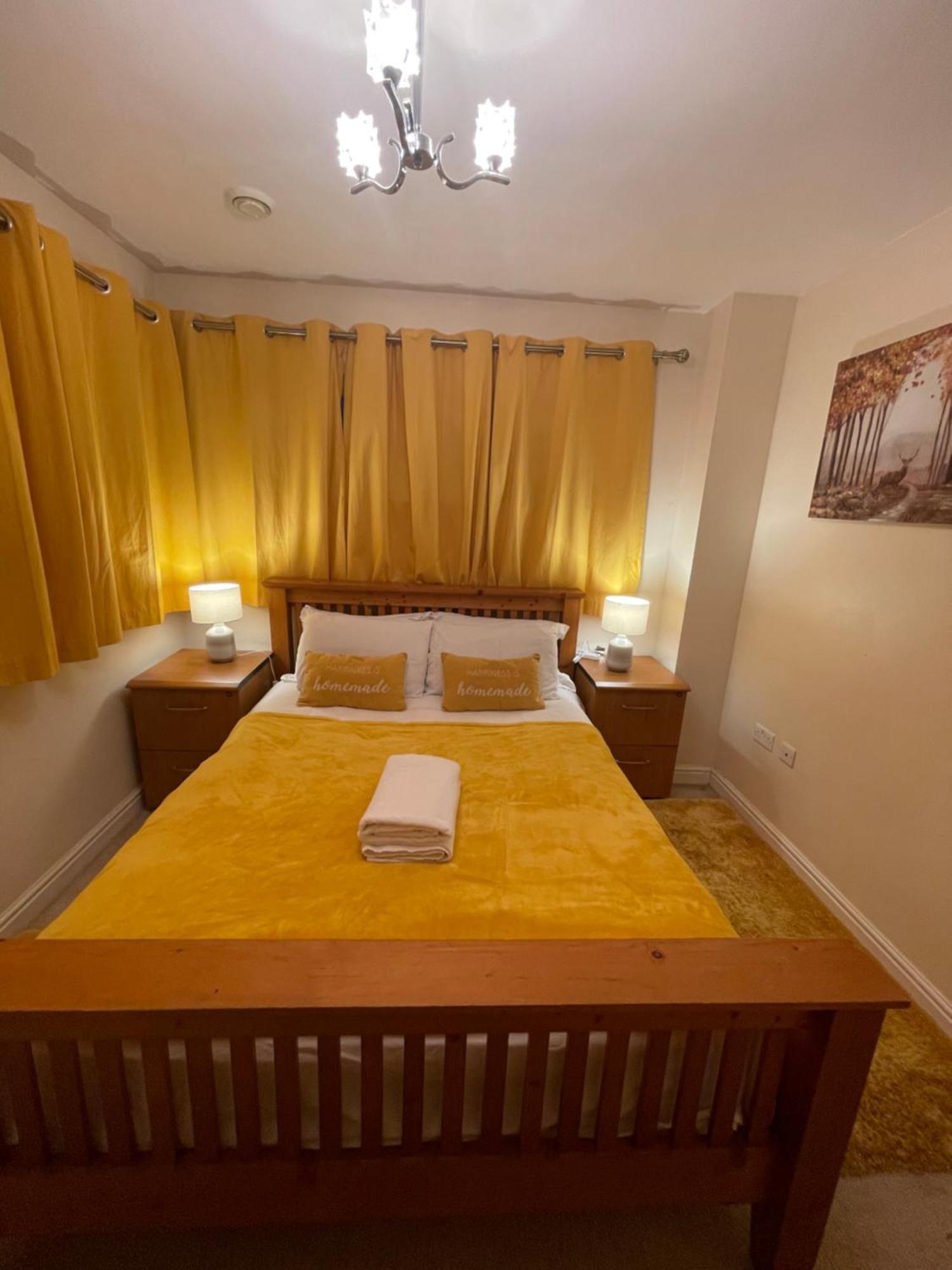 Holiday Home In Cardiff. Sleeps 6 外观 照片