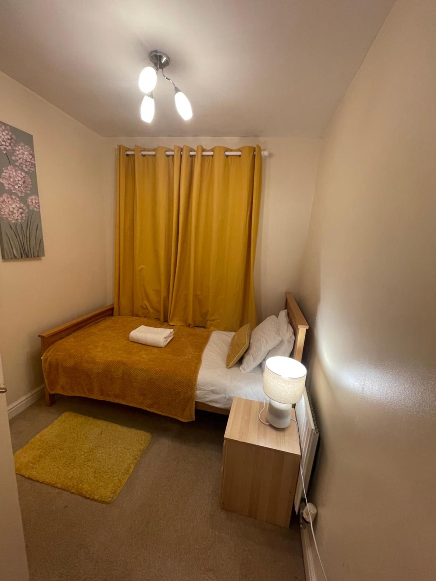 Holiday Home In Cardiff. Sleeps 6 外观 照片