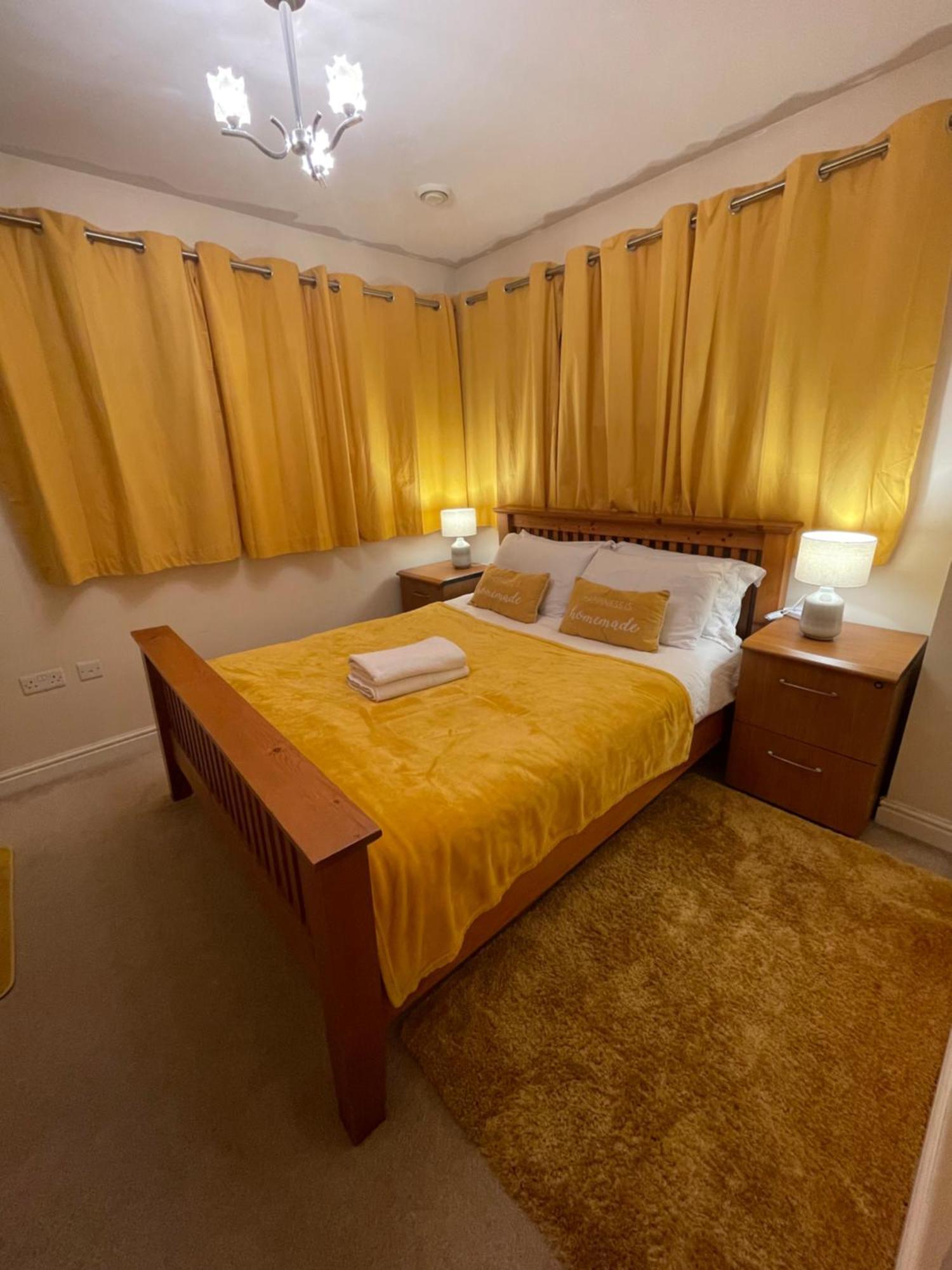 Holiday Home In Cardiff. Sleeps 6 外观 照片